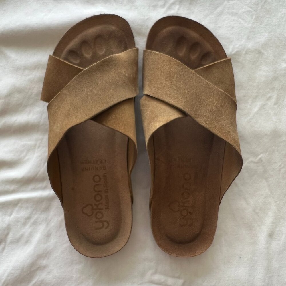 Yokono Genuine Leather slides Size 7.5